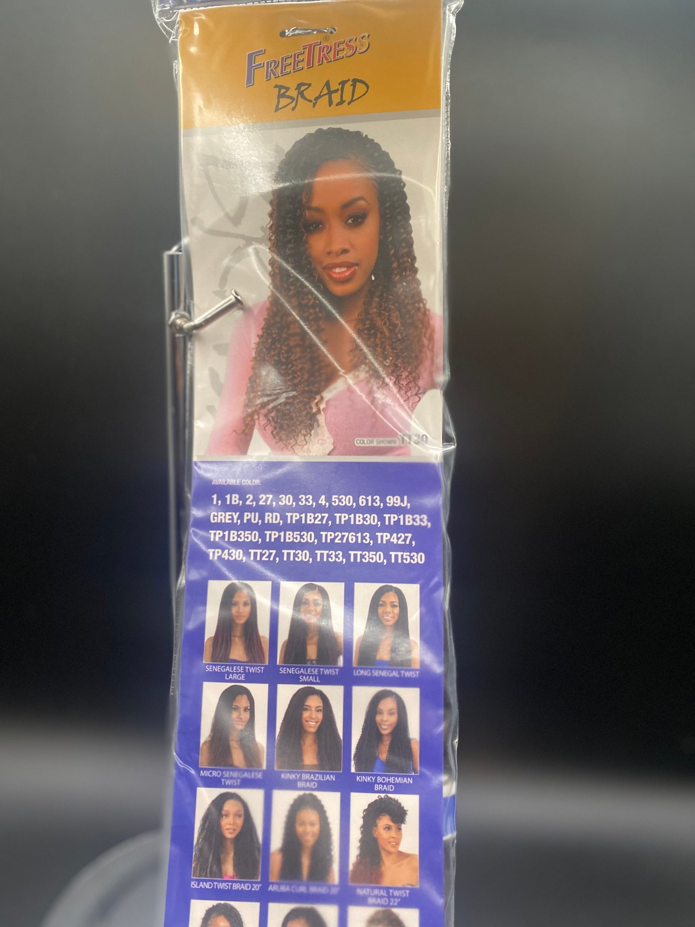 Freetress Synthetic Braiding Hair WATER WAVE BRAID 22"   Weight: 100g Style: Crochet Braiding hair Length: 22inch FREETRESS crochet hair Suitable Dying Colors: None Hair Weft: Machine Double Weft Chemical Processing: Dyed Hair Length: 22inch Hairstyle advantage: Hot style